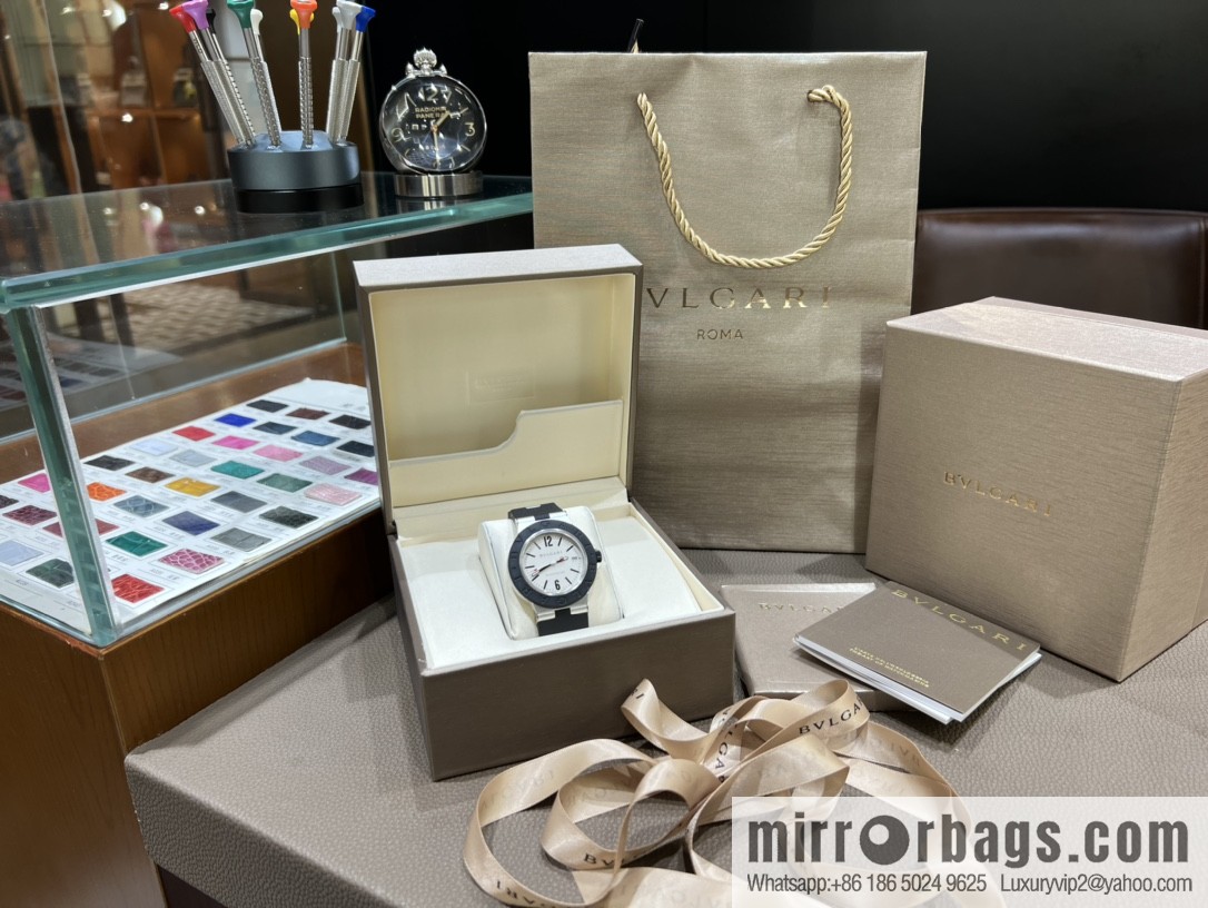 The new generation of Aluminium watches launched by BVLGARI