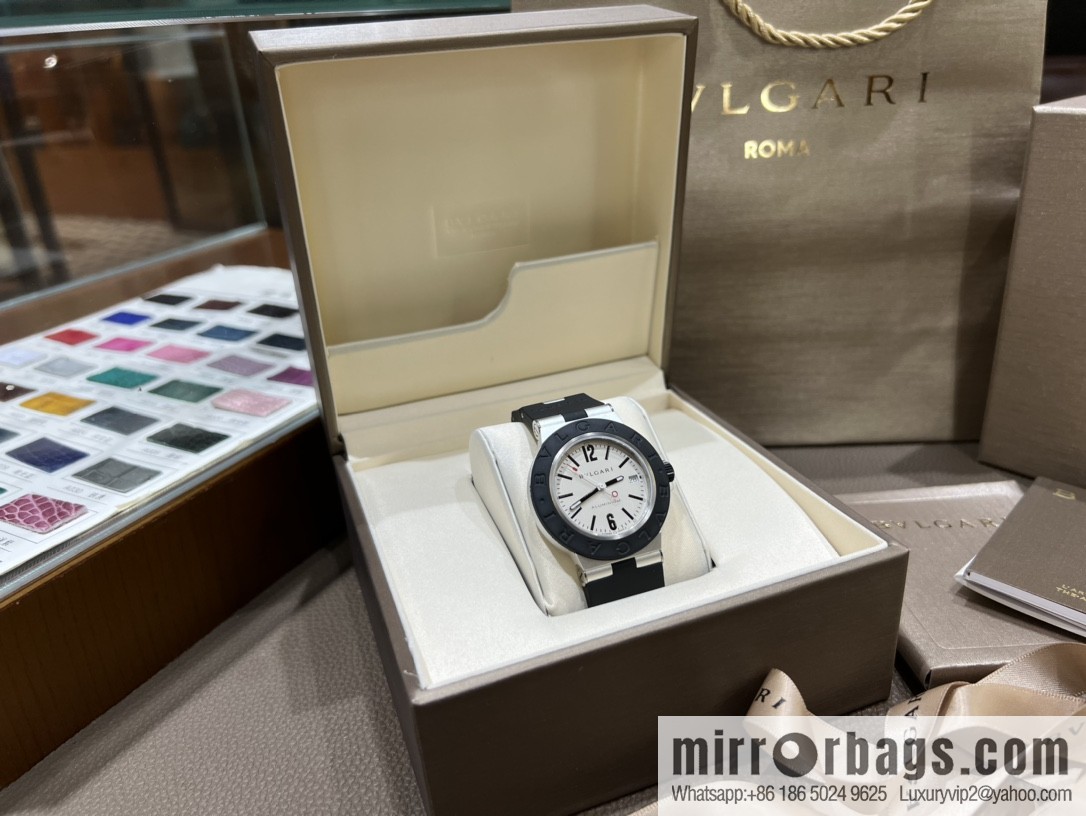 The new generation of Aluminium watches launched by BVLGARI