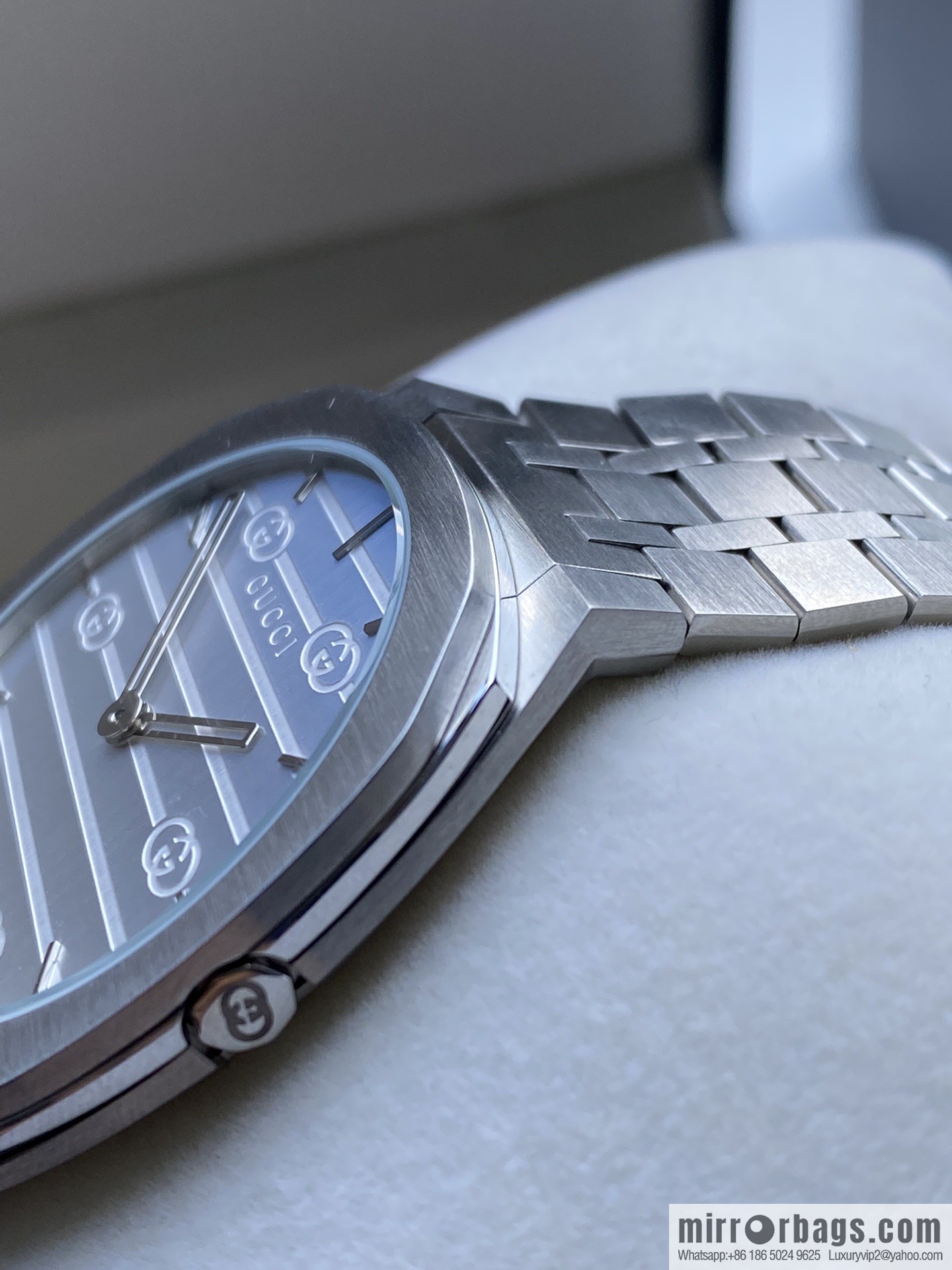 GUCCI Gucci 25H series watch model YA163407
