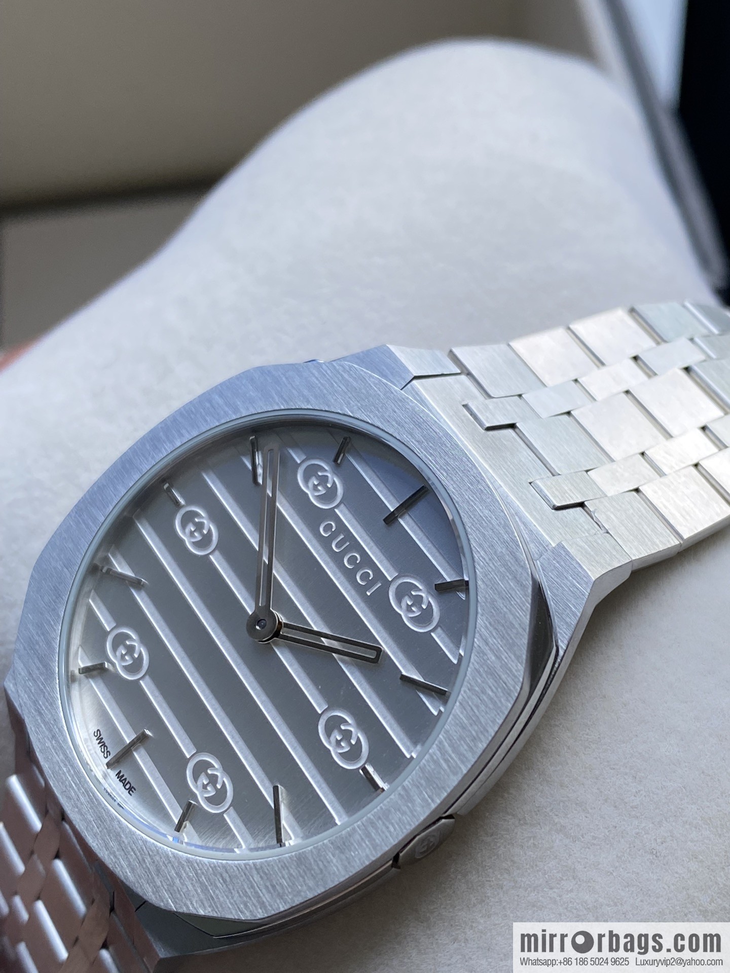 GUCCI Gucci 25H series watch model YA163407