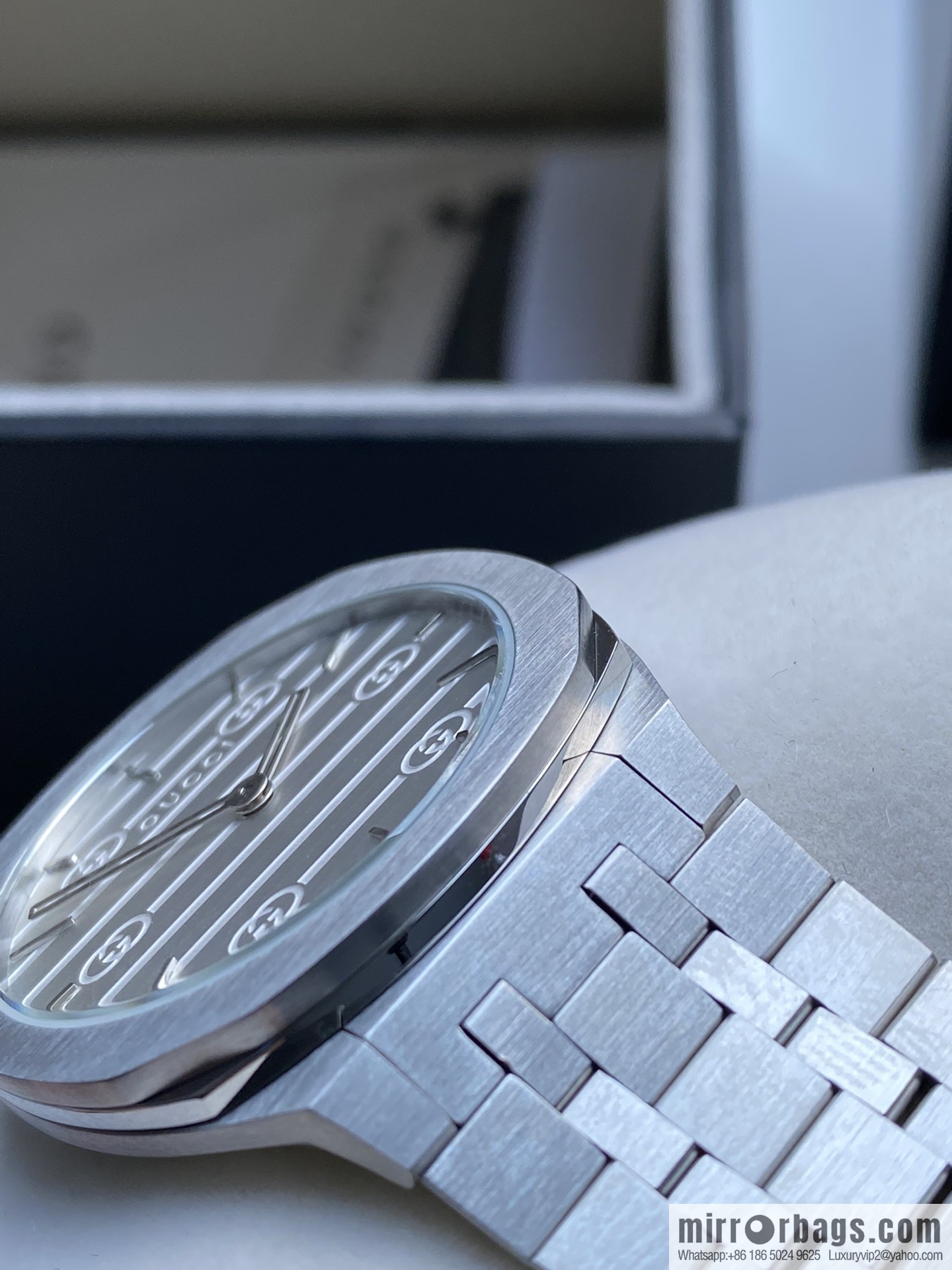 GUCCI Gucci 25H series watch model YA163407