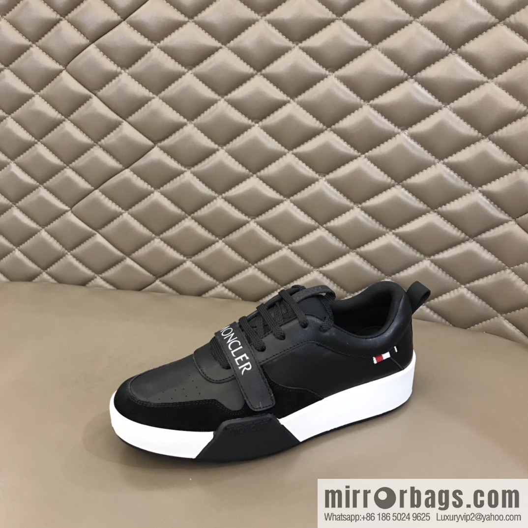 Moncle tongue with rubber logo badge men's casual shoes