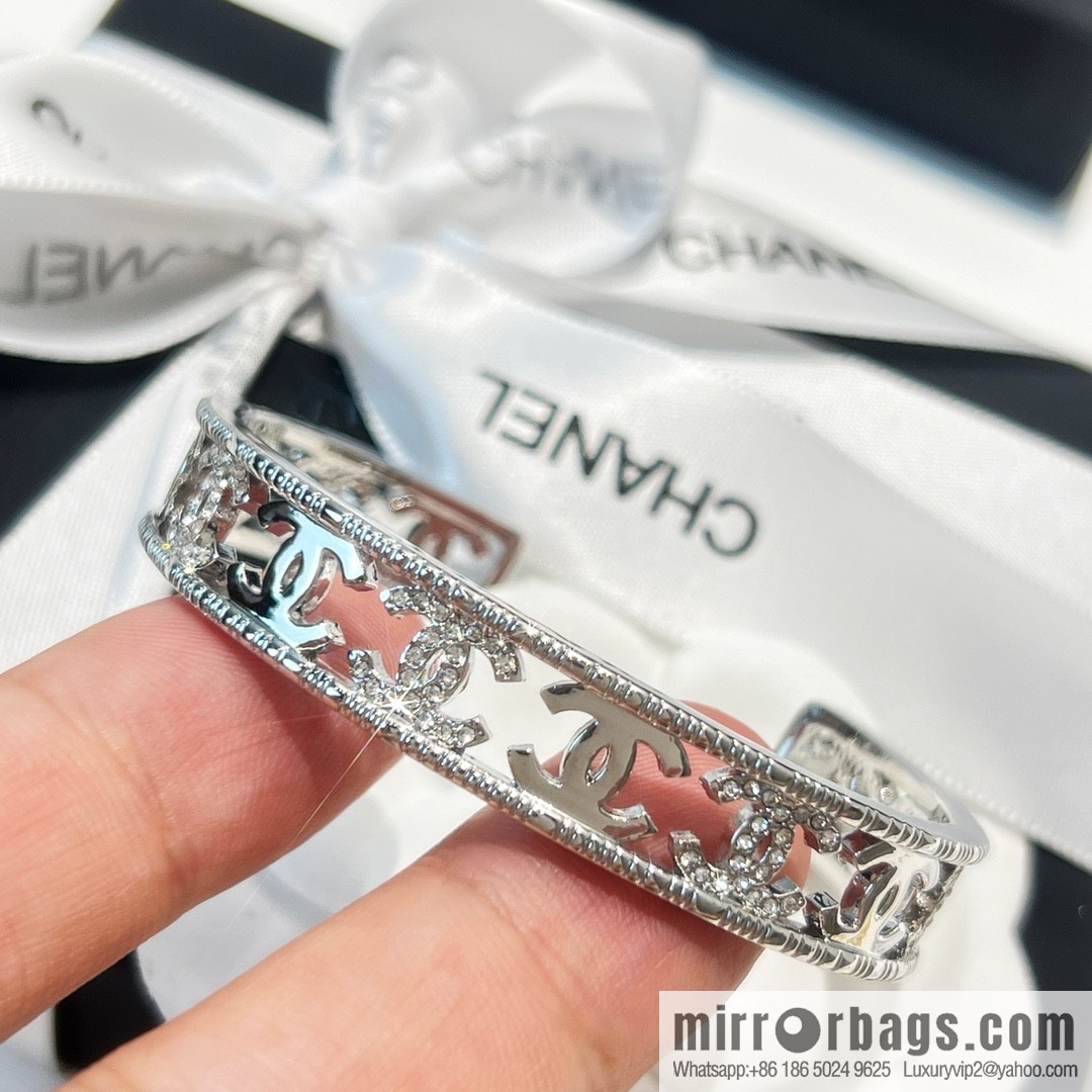 New ☑️ CHANEL Chanel Double C Open Bracelet
