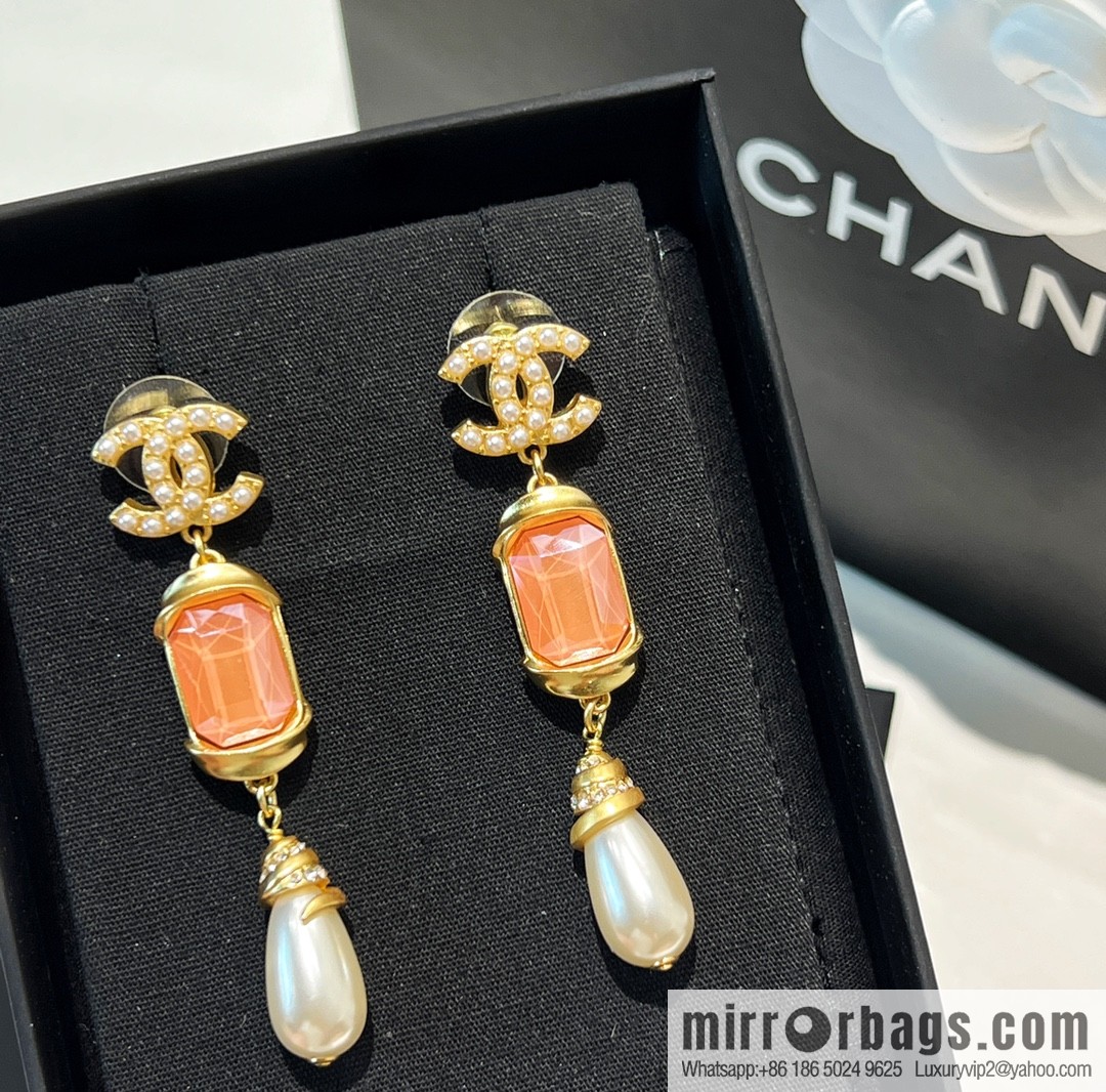 New ☑️ CHANEL Chanel c3 double c pink square diamond pearl stud earrings