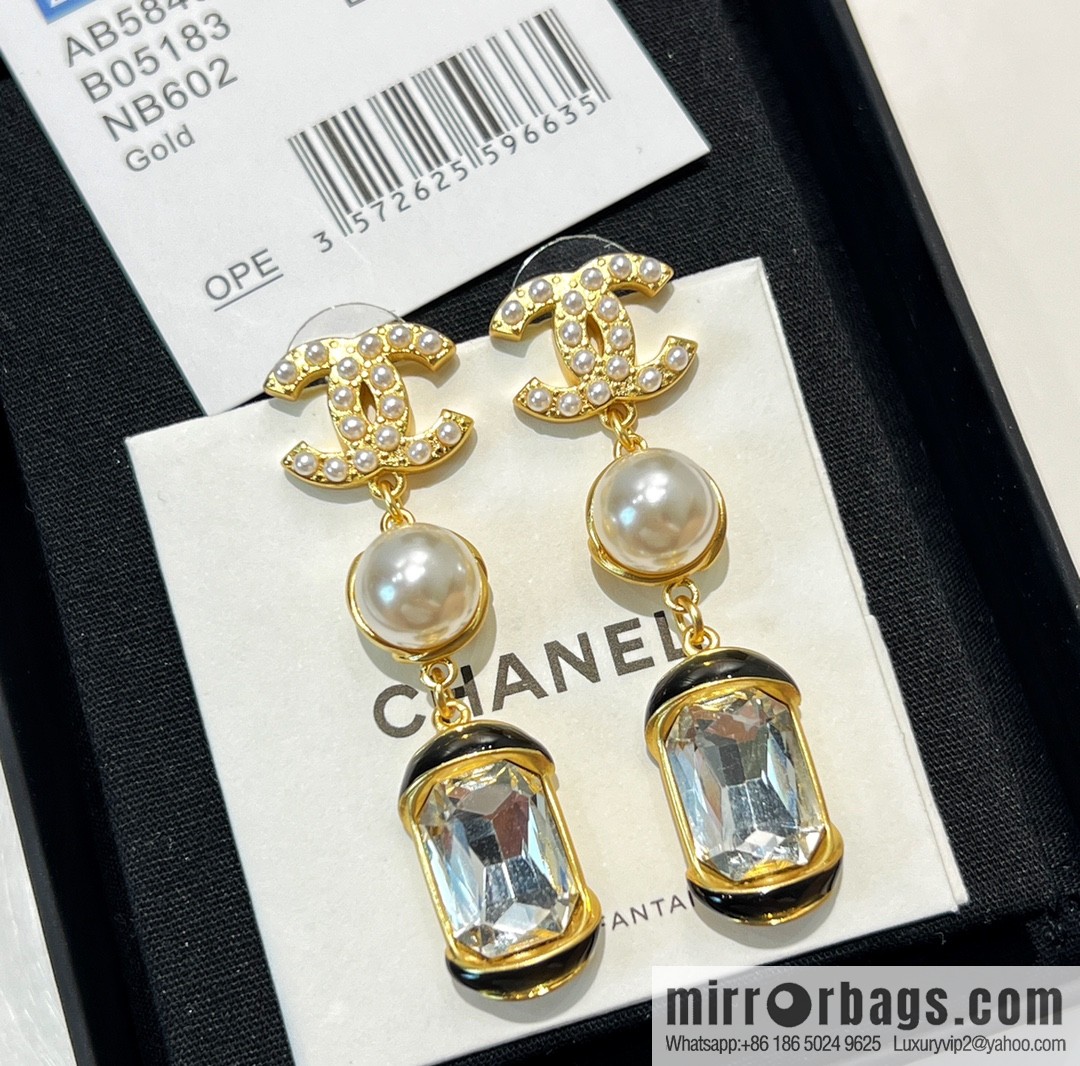 New ☑️ CHANEL Chanel c3 double c square diamond pearl stud earrings