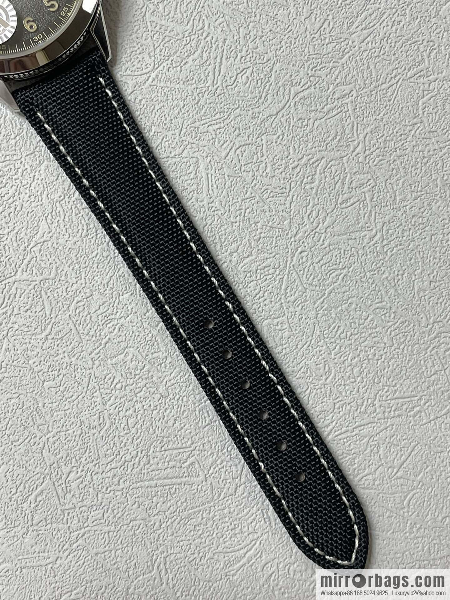 Patek Philippe Calatrava series ref.5226G-001 watch