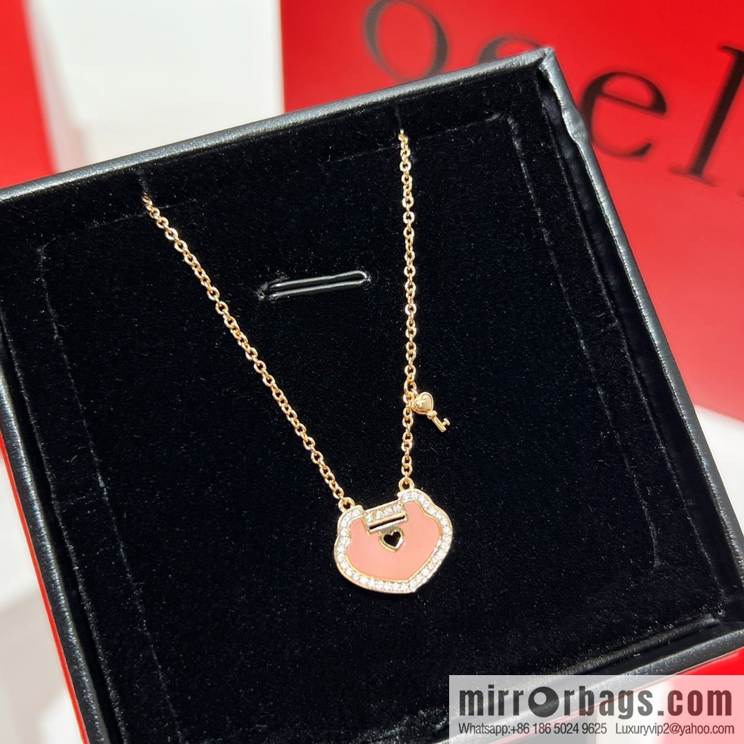 Qeelin Qixi Festival small pink lock bracelet necklace