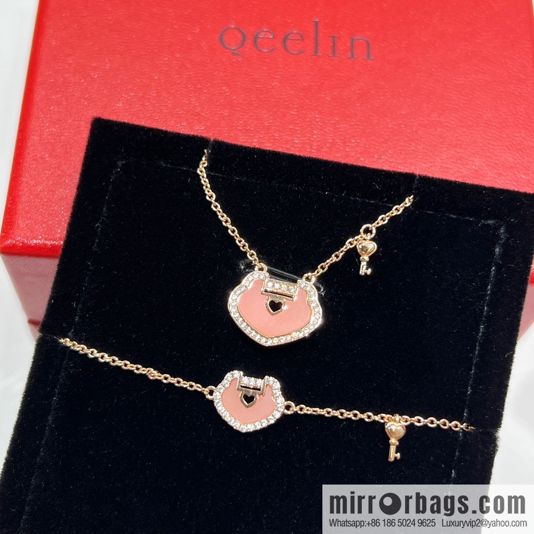 Qeelin Qixi Festival small pink lock bracelet necklace