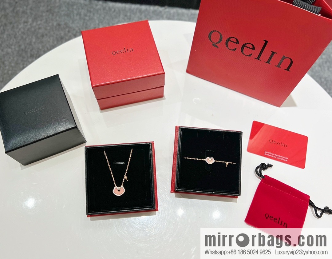 Qeelin Qixi Festival small pink lock bracelet necklace