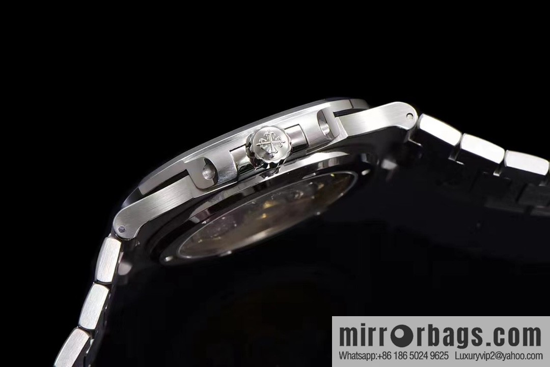 GR heritage boutique, launched the latest steel king Patek Philippe 5711_1P -001 NAutilus 40th anniversary watch