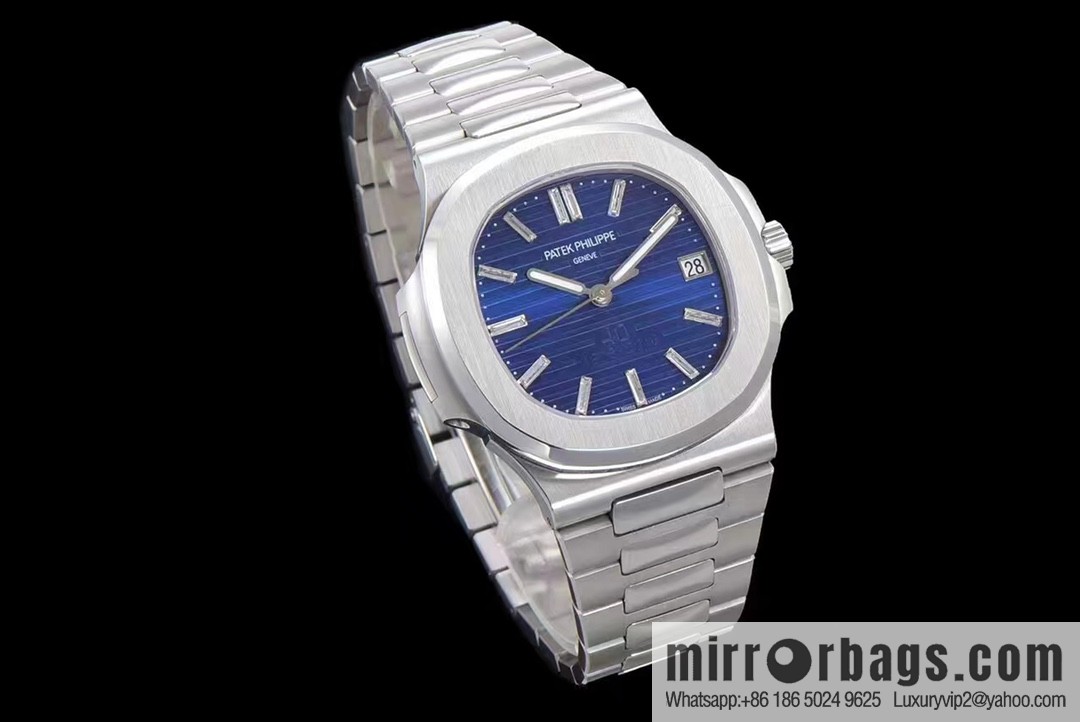GR heritage boutique, launched the latest steel king Patek Philippe 5711_1P -001 NAutilus 40th anniversary watch