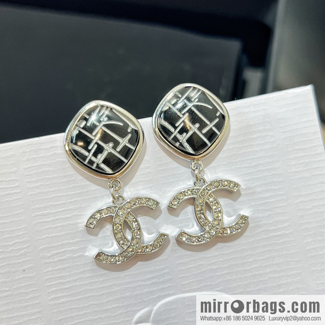 New ☑️ CHANEL Chanel c2 rhombus double c stud earrings