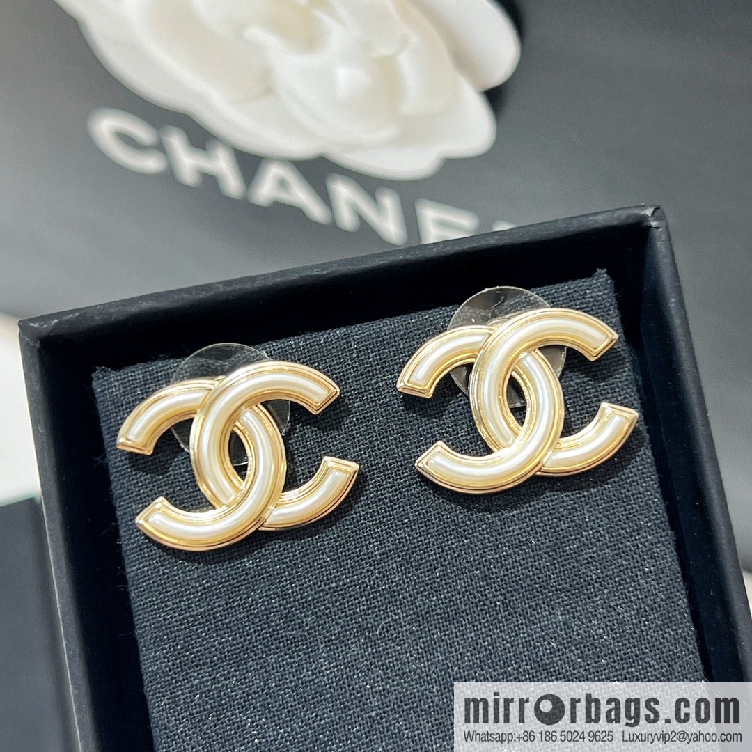 New ☑️ CHANEL Chanel c1 double c stud earrings