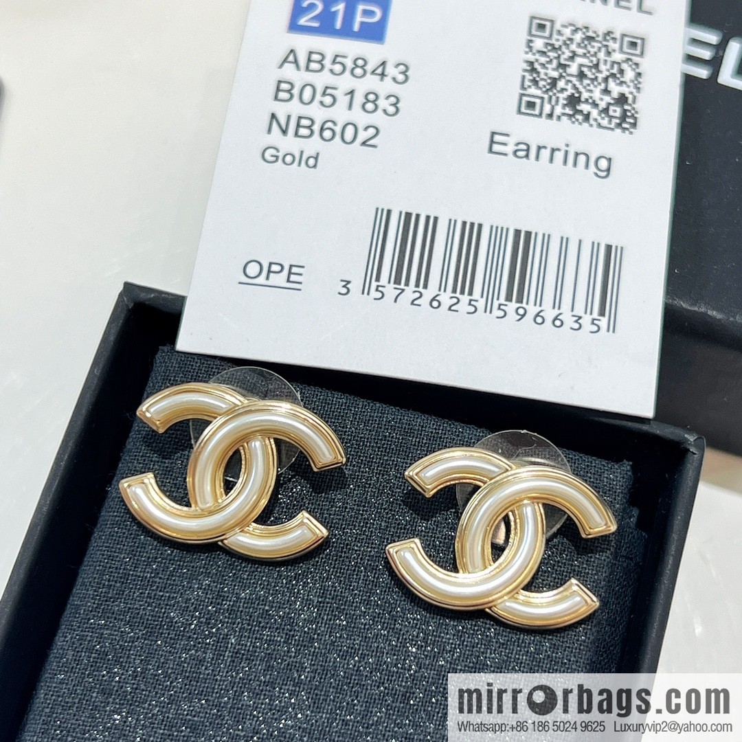 New ☑️ CHANEL Chanel c1 double c stud earrings
