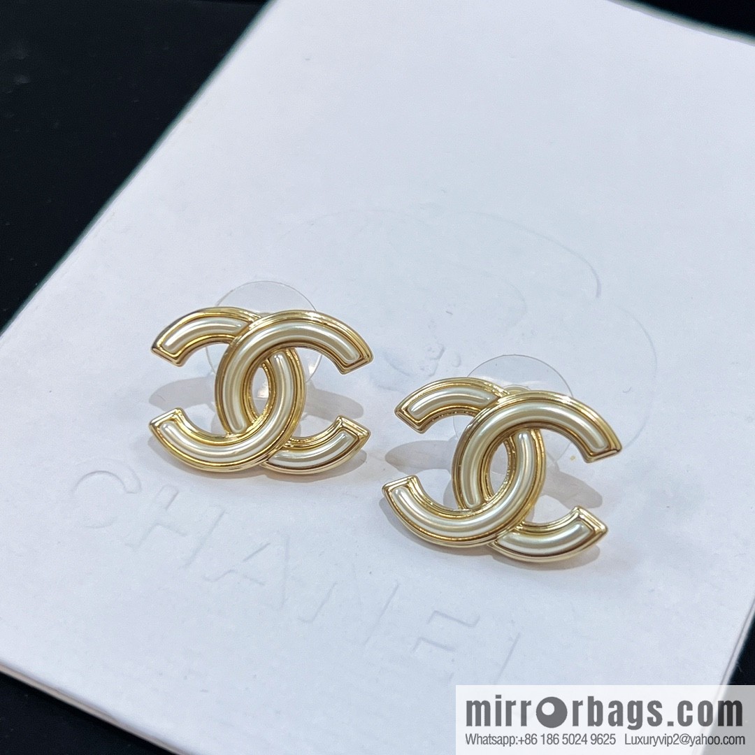 New ☑️ CHANEL Chanel c1 double c stud earrings