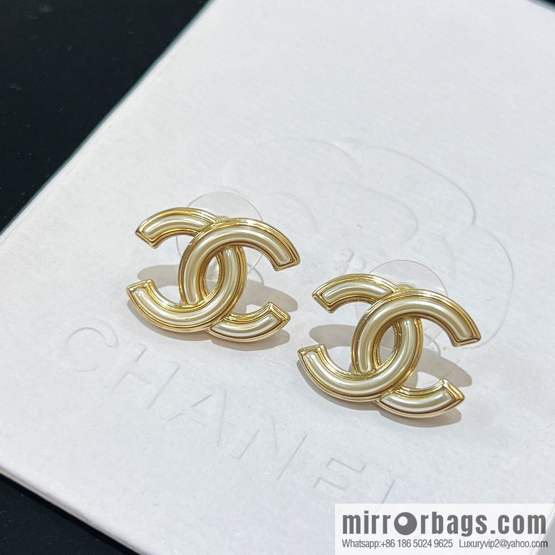 New ☑️ CHANEL Chanel c1 double c stud earrings