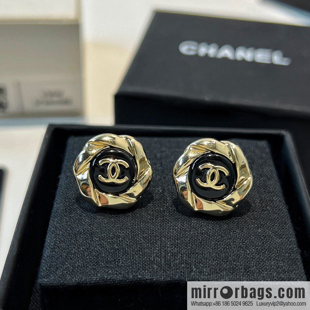New ☑️ CHANEL Chanel double c black stud earrings