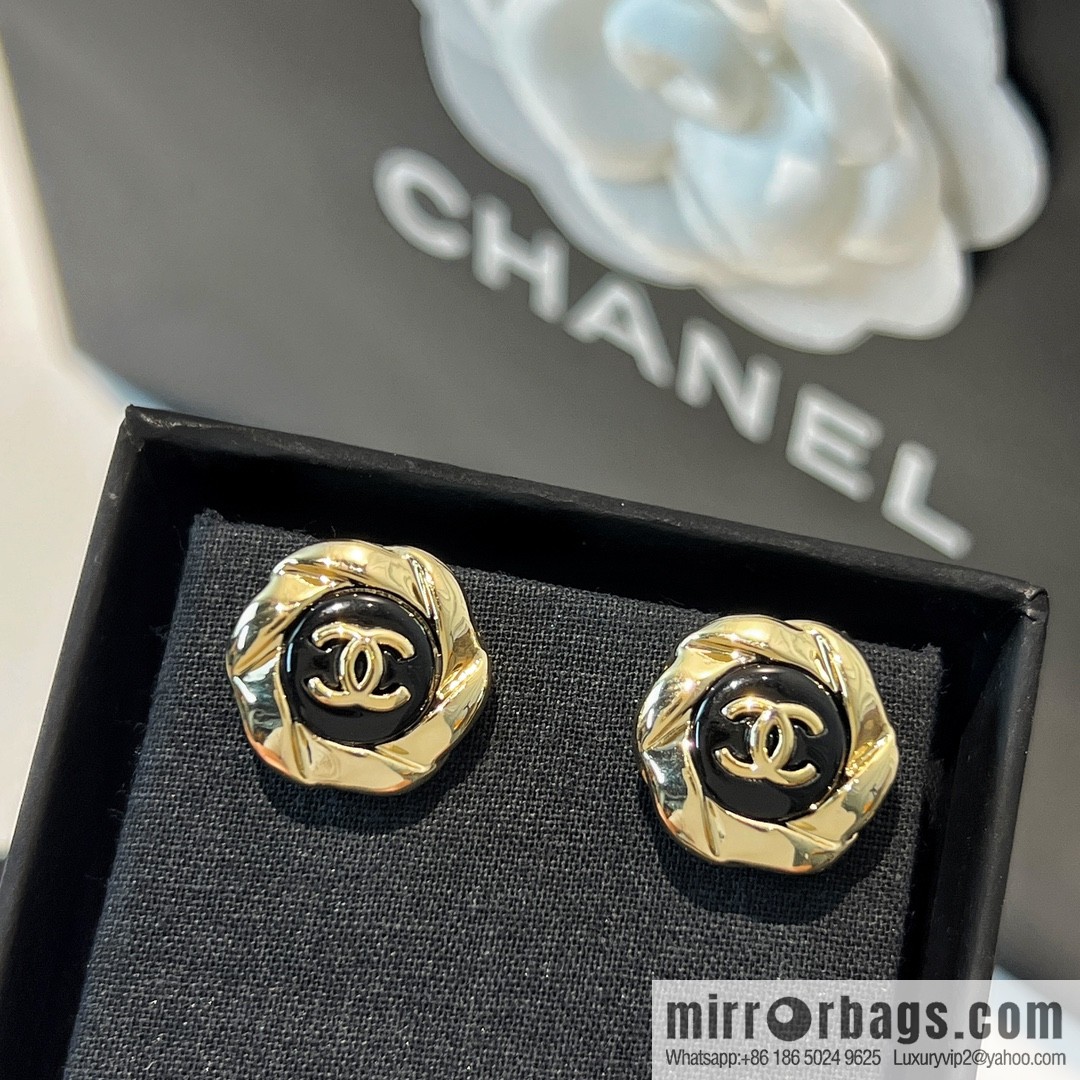 New ☑️ CHANEL Chanel double c black stud earrings