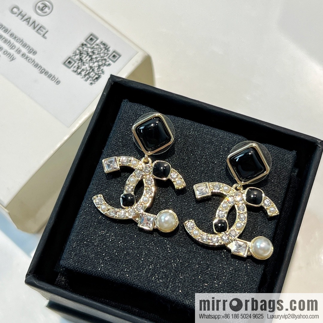 New ☑️ CHANEL Chanel c2 double c black diamond pearl stud earrings