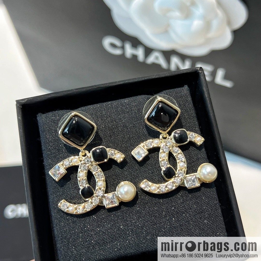 New ☑️ CHANEL Chanel c2 double c black diamond pearl stud earrings