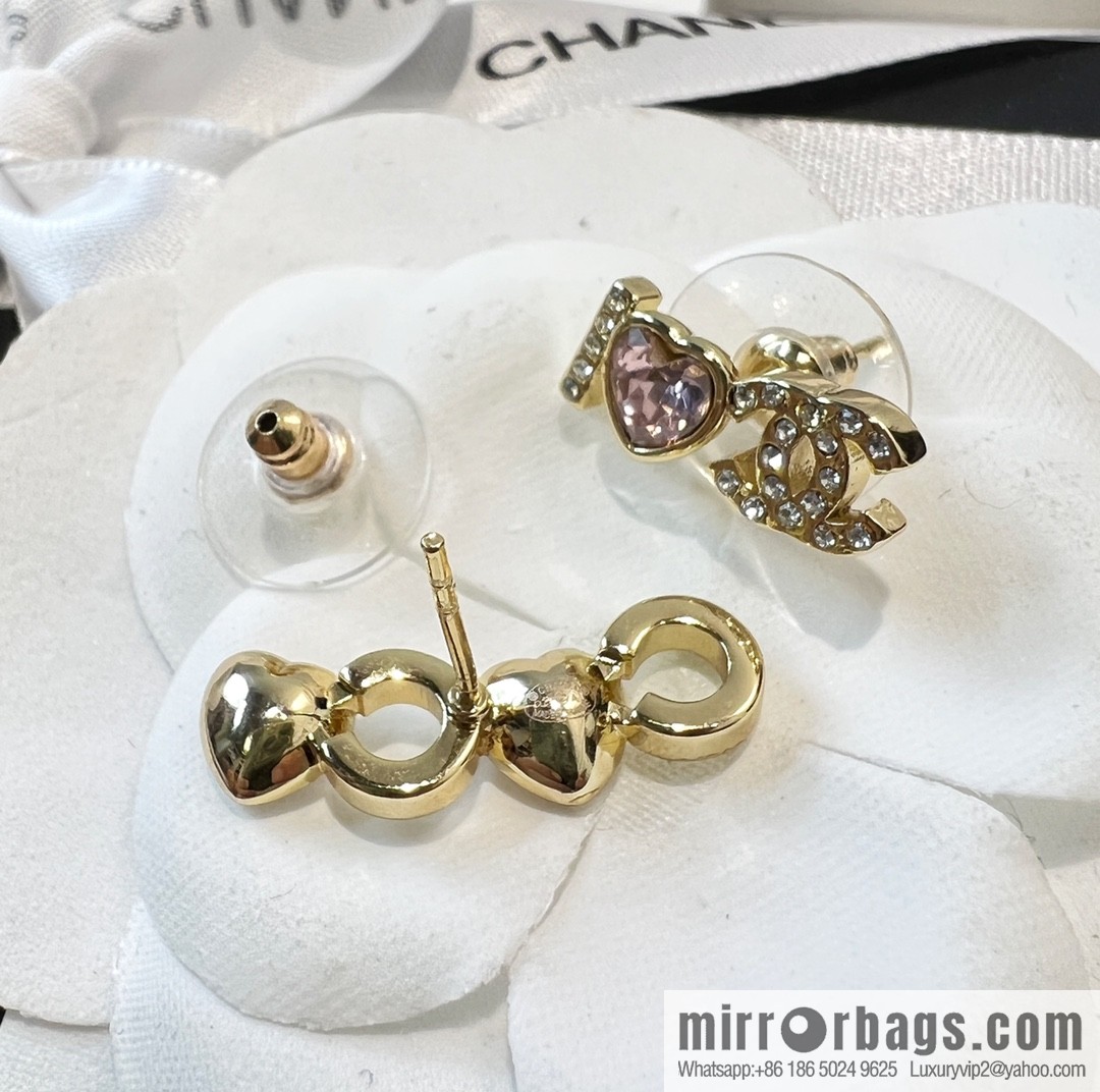 New ☑️ CHANEL Chanel c1 double c pink peach heart earrings