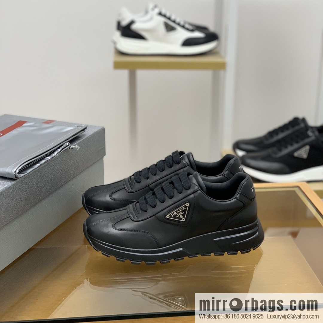 PRADA Prada uses soft leather (fabric), tongue embossed logo letters men's sneakers
