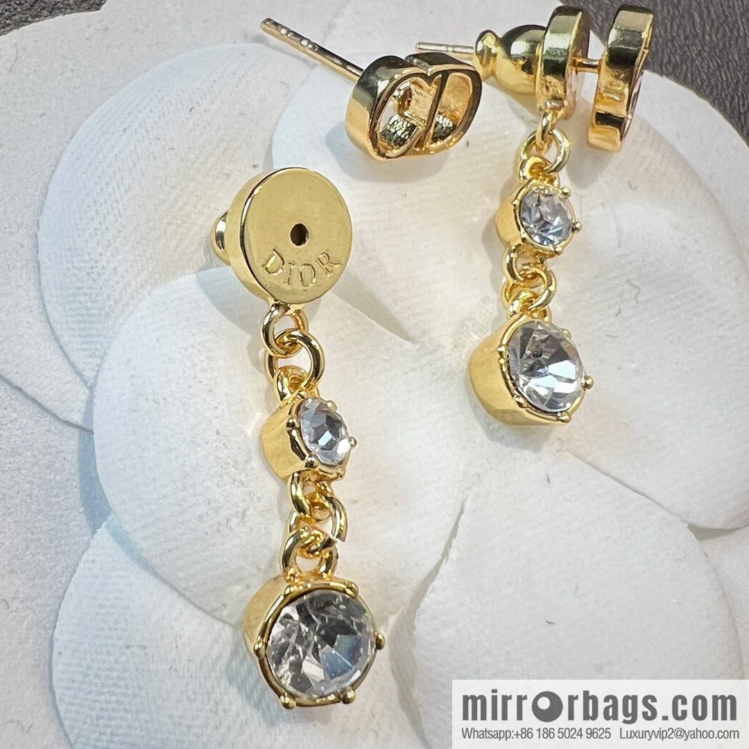New ☑️ DIOR Dior CD single drill stud earrings