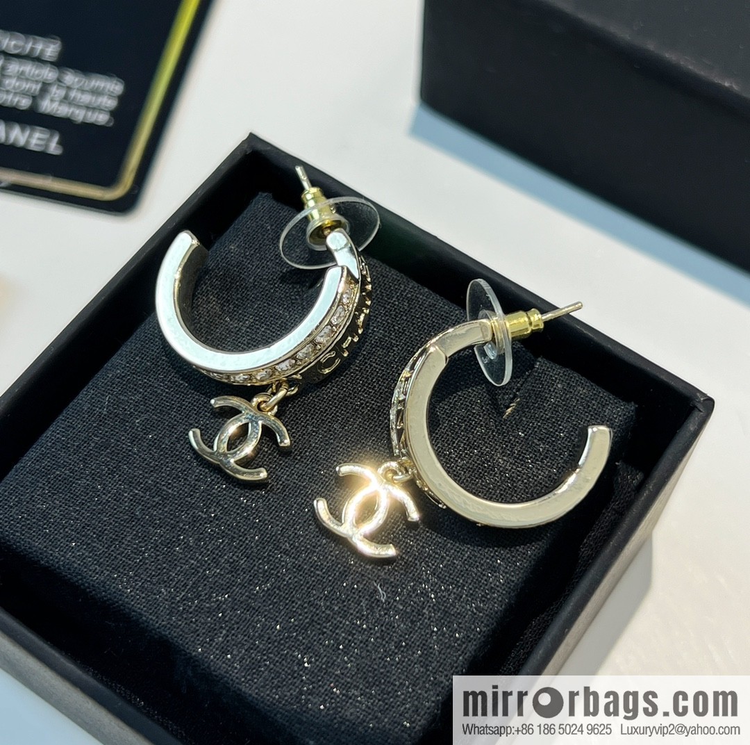 New ☑️ CHANEL Chanel c2 double c full diamond stud earrings