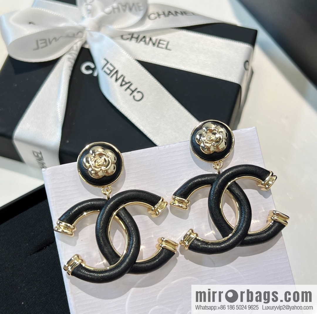 New ☑️ CHANEL Chanel c2 double c black leather camellia stud earrings