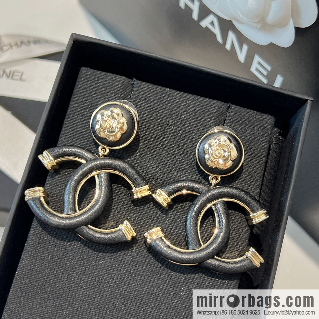 New ☑️ CHANEL Chanel c2 double c black leather camellia stud earrings