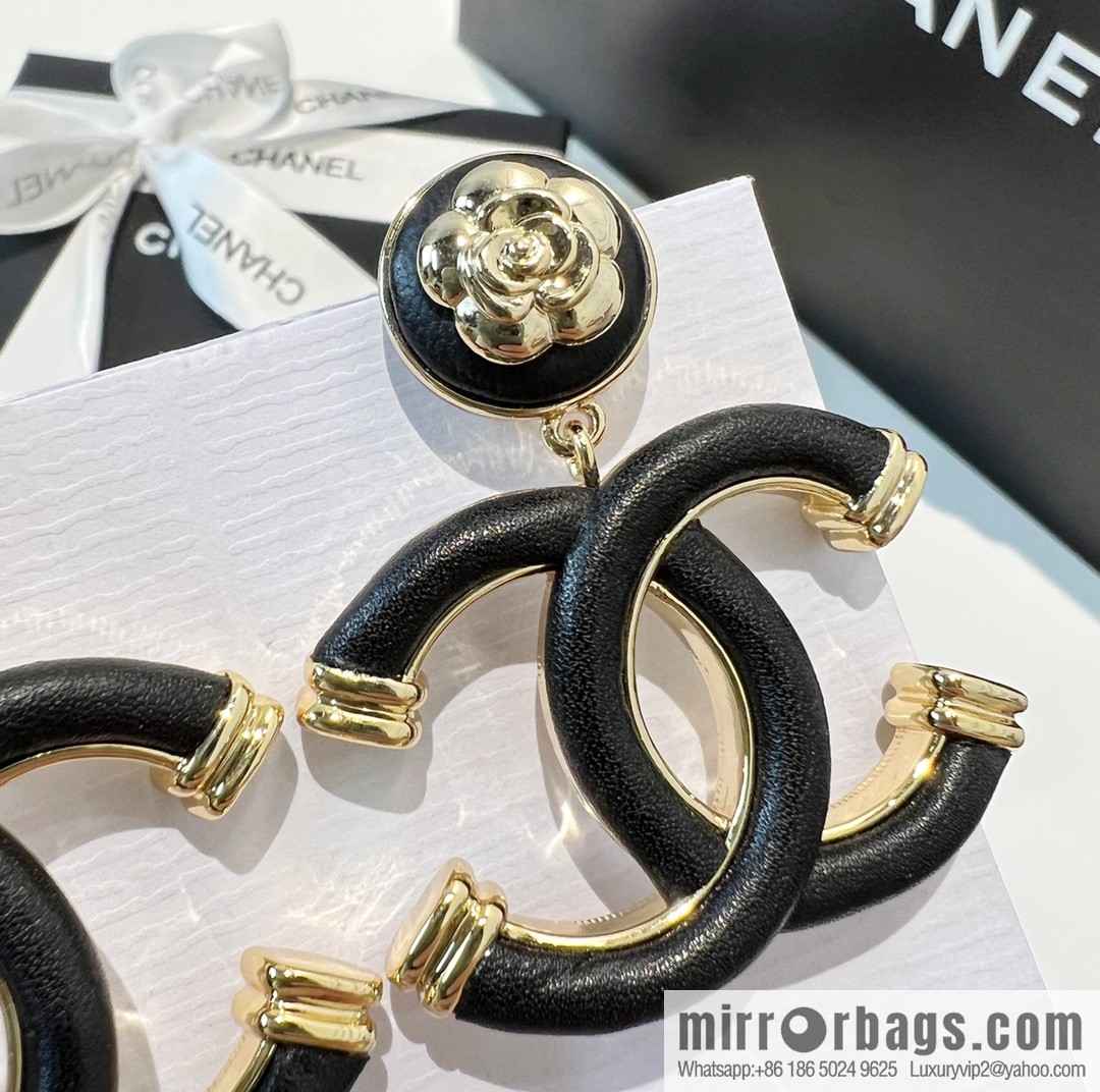 New ☑️ CHANEL Chanel c2 double c black leather camellia stud earrings