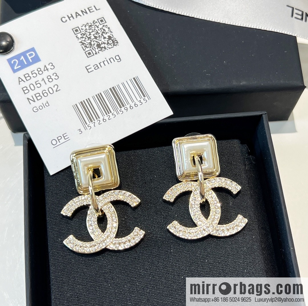 New ☑️ CHANEL Chanel c2 double c full diamond square stud earrings