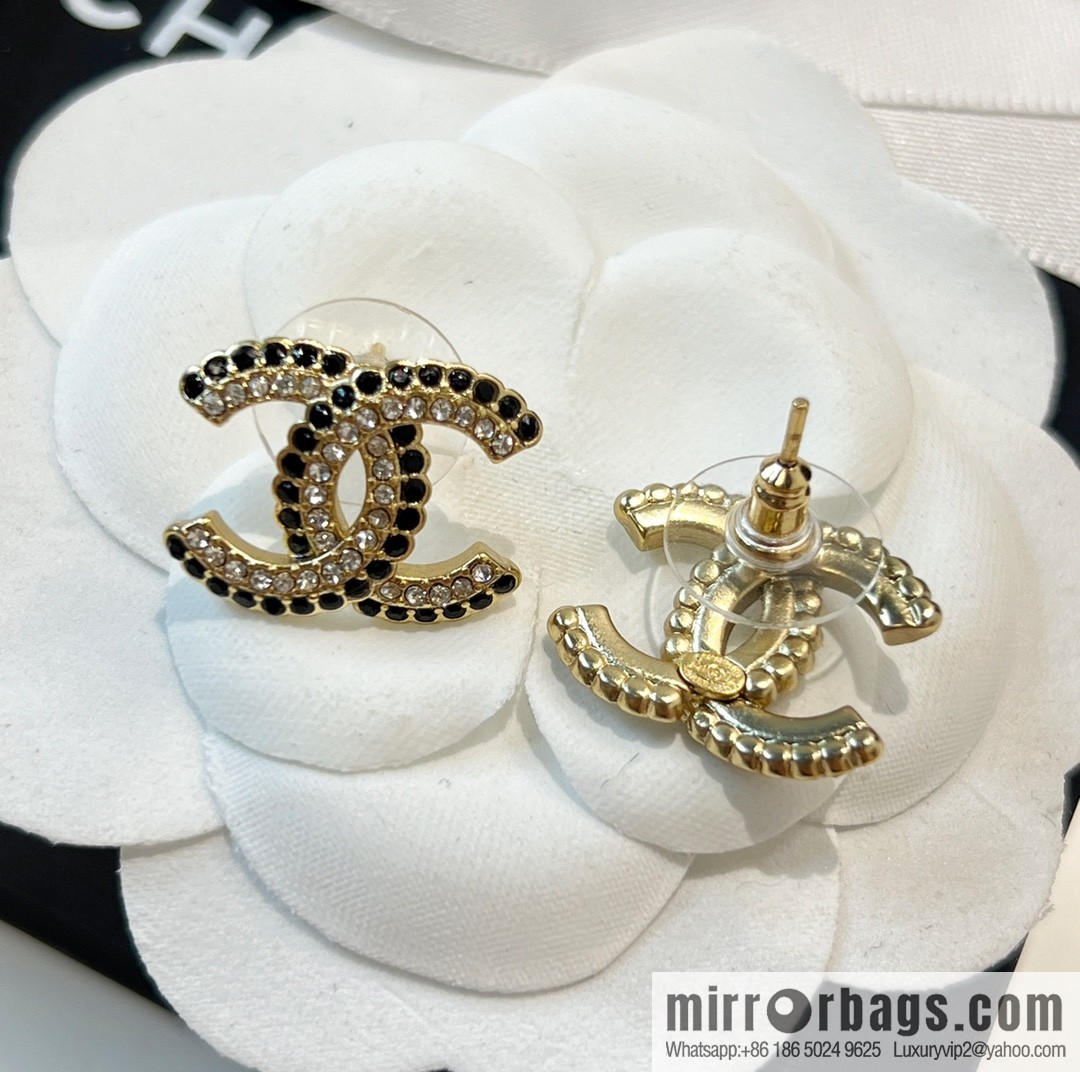 New ☑️ CHANEL Chanel c1 double c black diamond stud earrings