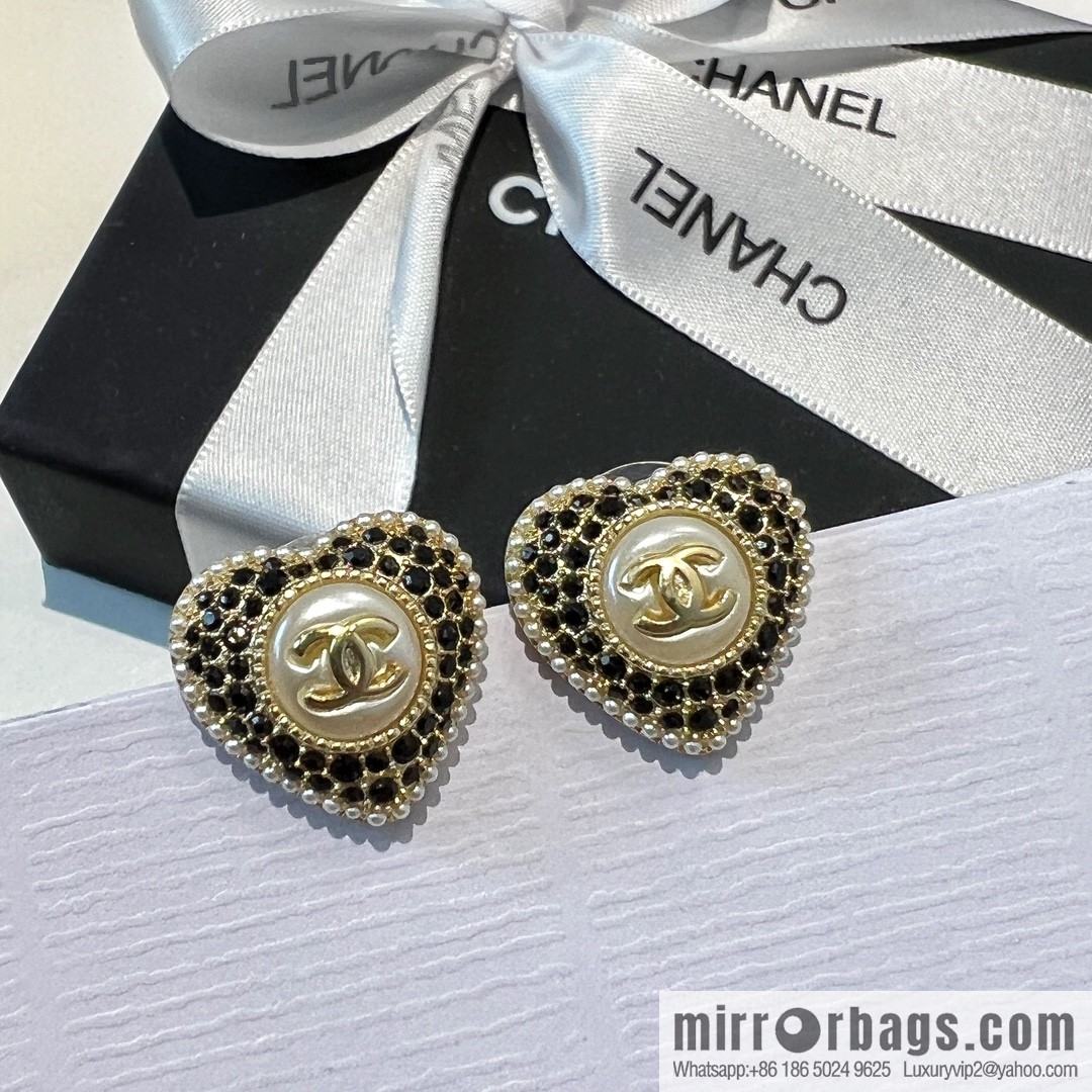 New ☑️ CHANEL Chanel c1 double c full diamond peach heart love stud earrings