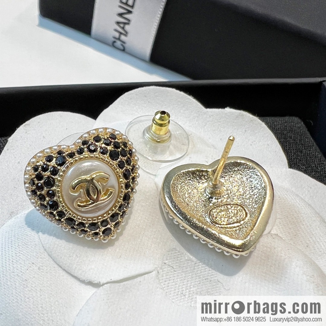 New ☑️ CHANEL Chanel c1 double c full diamond peach heart love stud earrings