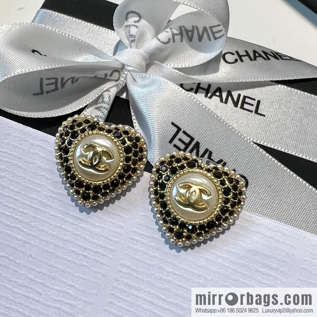 New ☑️ CHANEL Chanel c1 double c full diamond peach heart love stud earrings