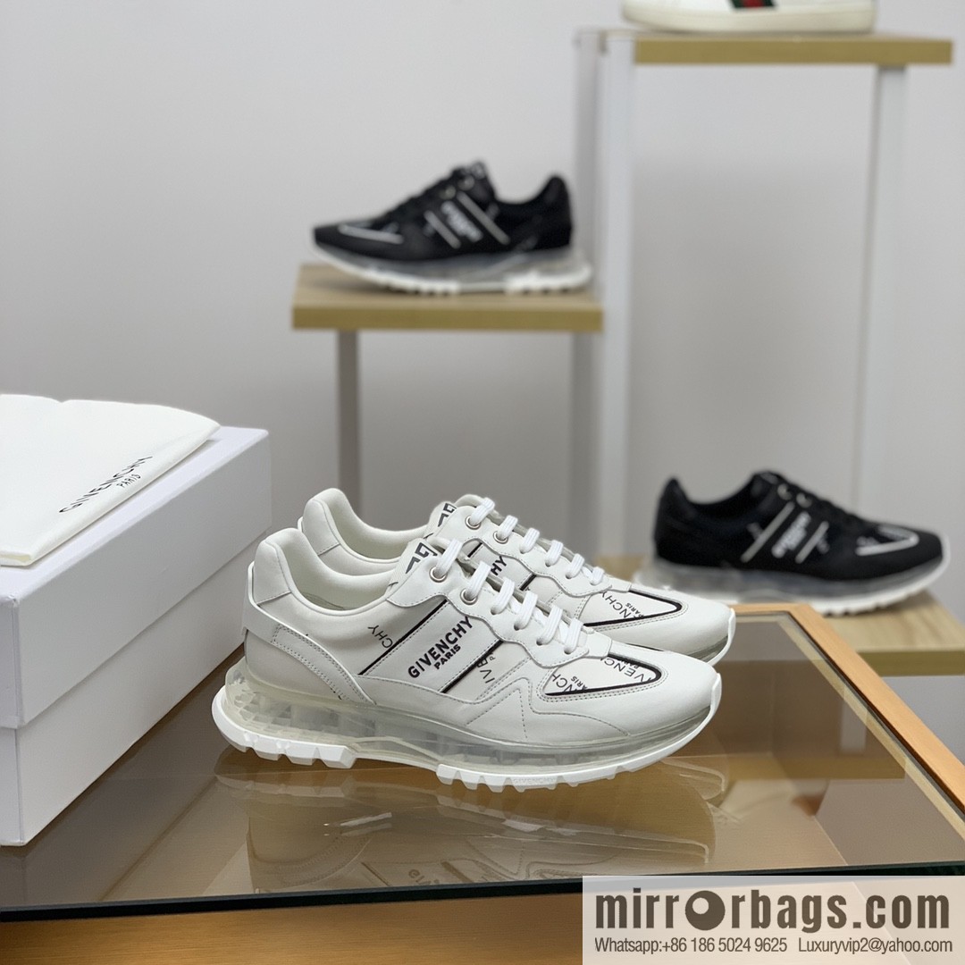 GIVENCHY Givenchy, made of leather, iconic metal buckle 4 G pattern New men's sports Casual Shoes
