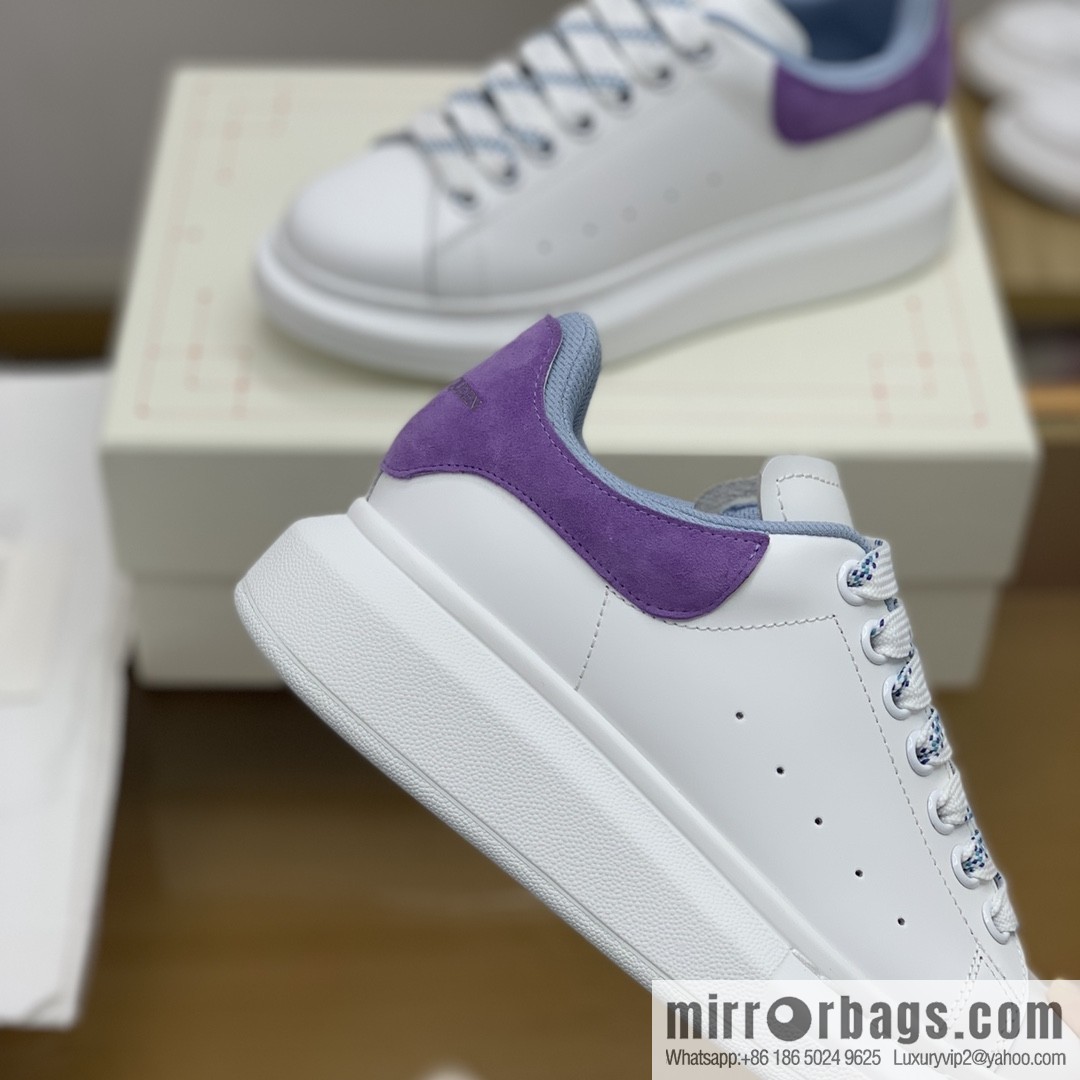 Alexander McQueen, upgraded MQ~ Unisex sneakers of the same style