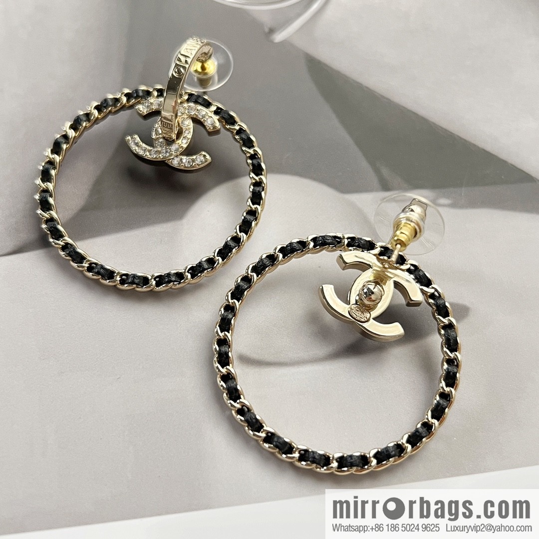 New ☑️ CHANEL Chanel double c black leather rope round stud earrings