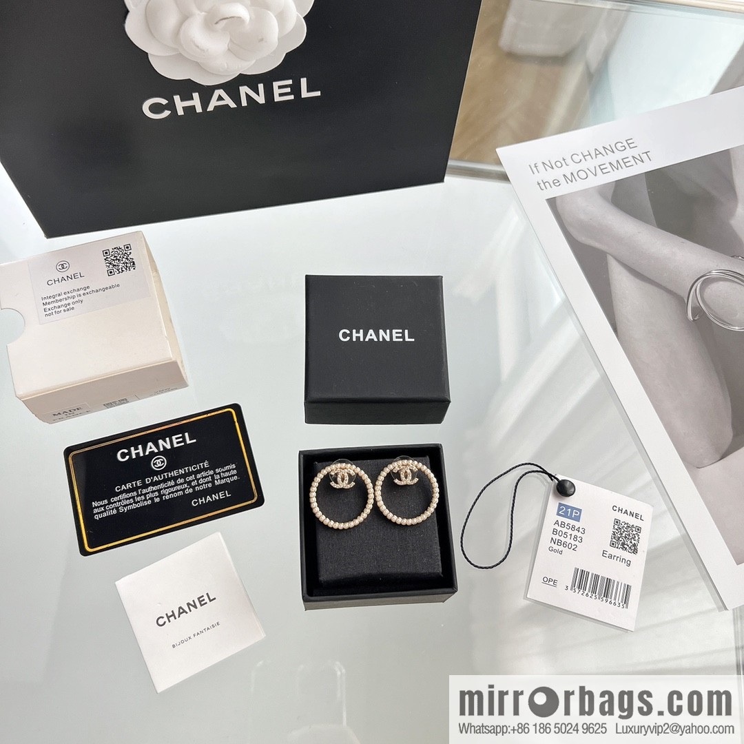 New ☑️ CHANEL Chanel c1 double c round pearl stud earrings