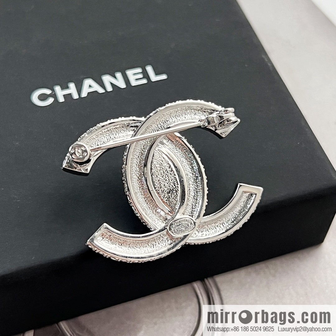 New ☑️ CHANEL Chanel double c full diamond stud earrings brooch