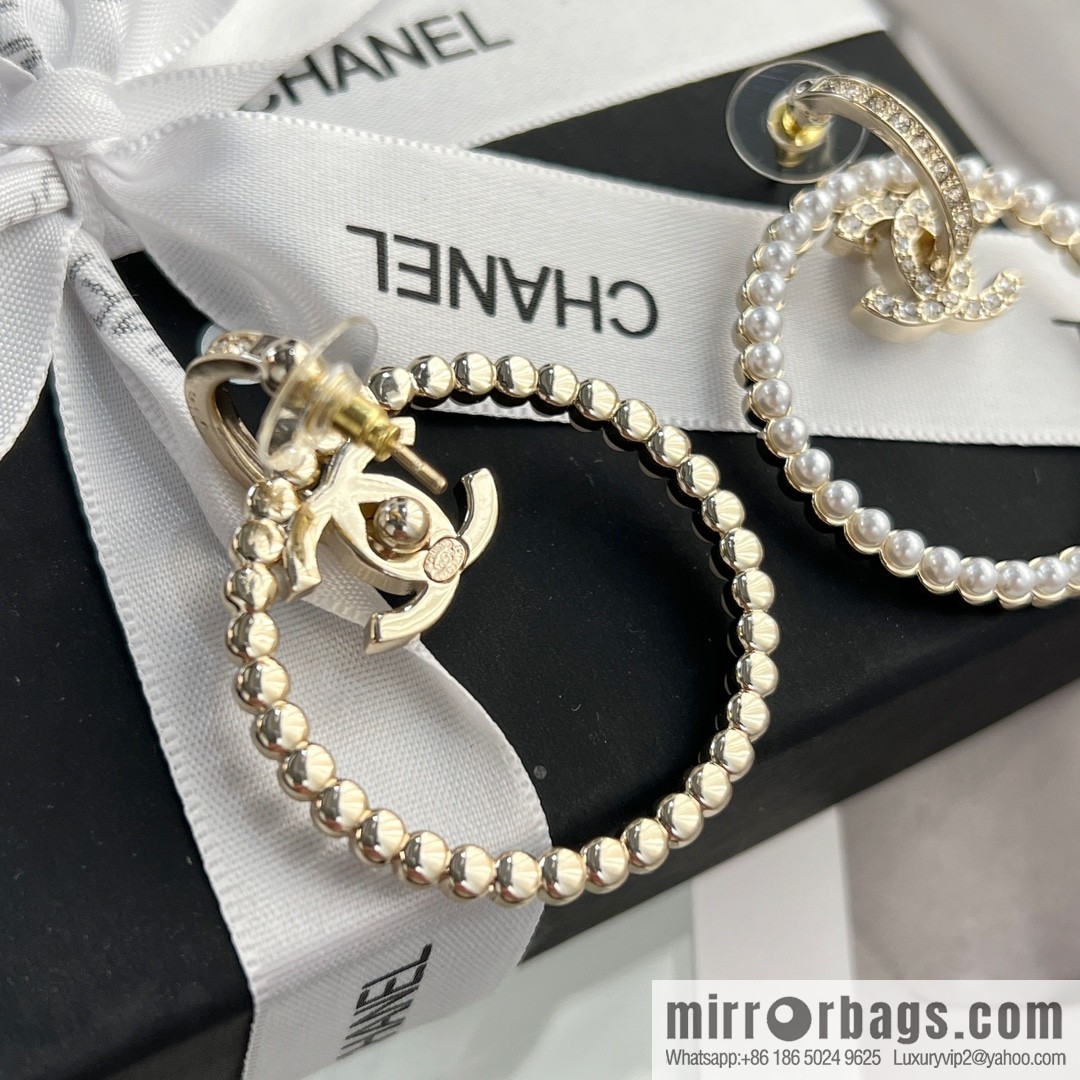 New ☑️ CHANEL Chanel c2 double c round pearl stud earrings