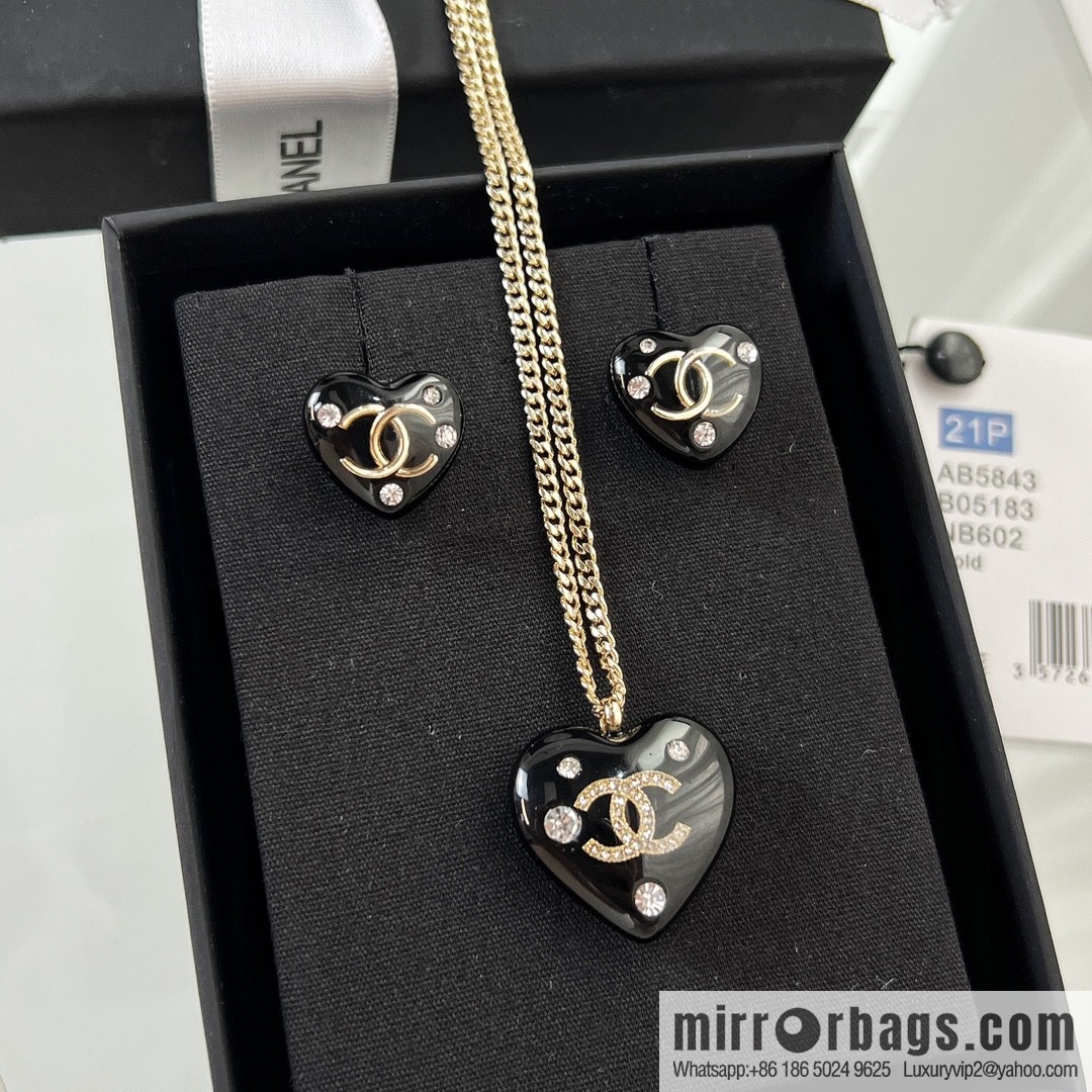 New ☑️ CHANEL Chanel double c black peach heart love necklace earrings