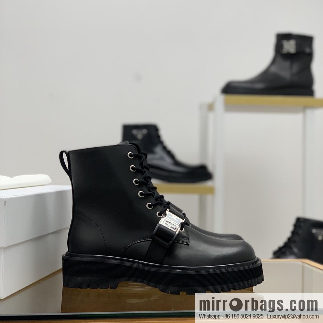 Givenchy Givenchy, men's new bare boots made of calfskin