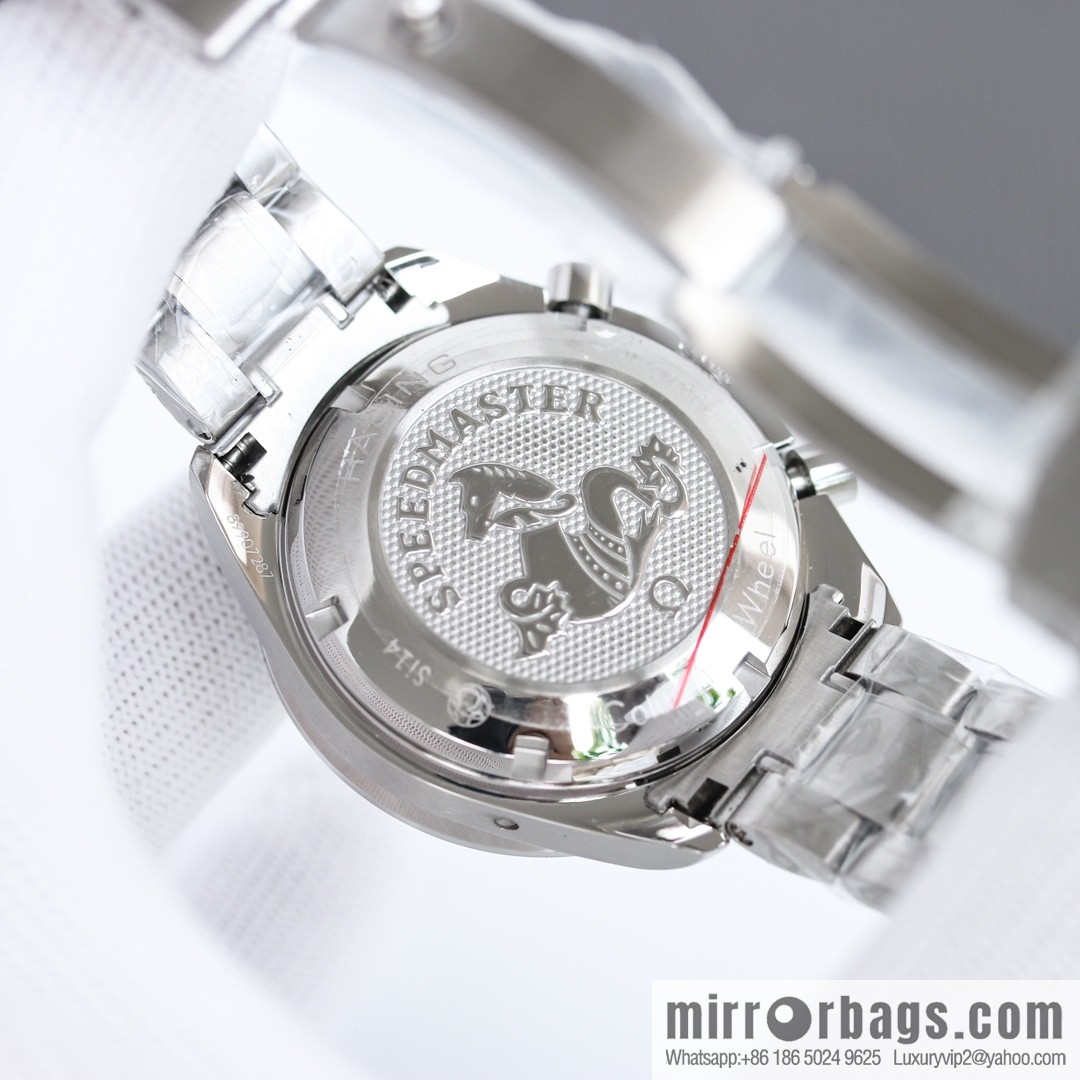 Omega Speedmaster Series 32.40.50.06 Multifunction Chronograph Watch