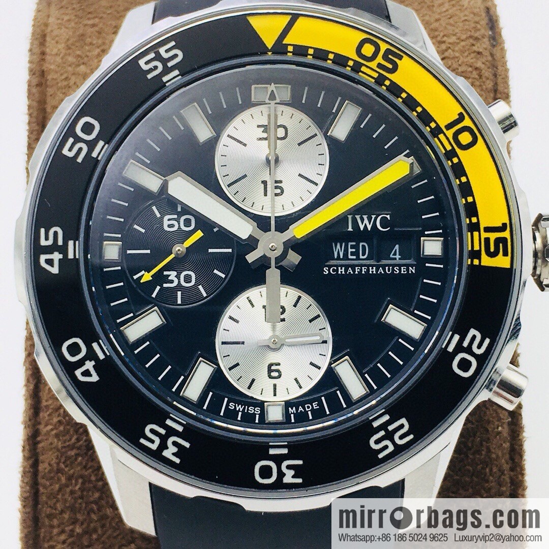 The IWC Ocean Chronograph series is a true diving and chronograph mechanical watch with the Asia-7750 movement