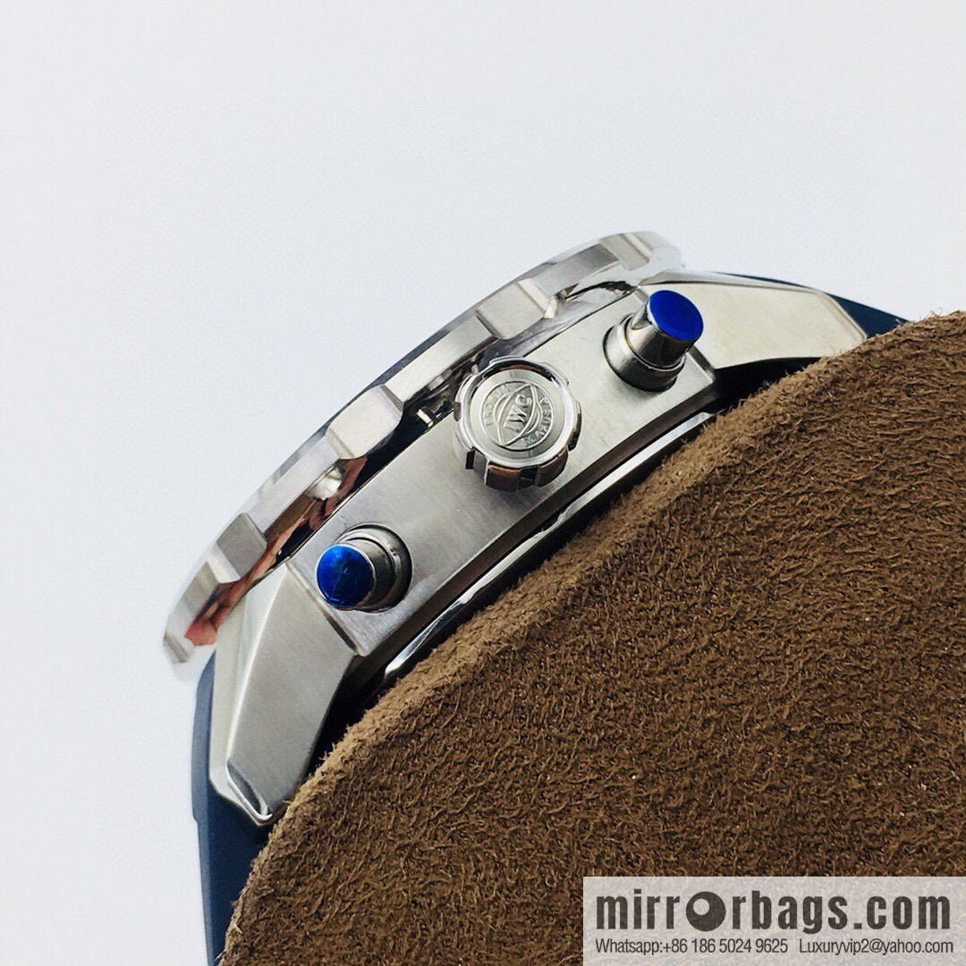 The IWC Ocean Chronograph series is a true diving and chronograph mechanical watch with the Asia-7750 movement