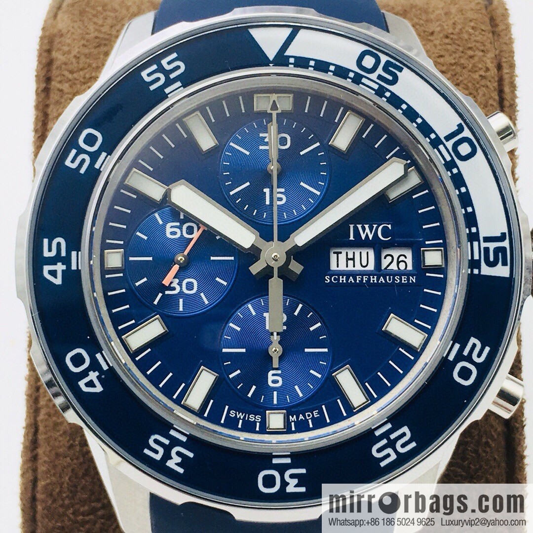 The IWC Ocean Chronograph series is a true diving and chronograph mechanical watch with the Asia-7750 movement