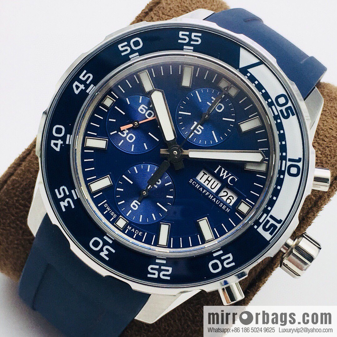 The IWC Ocean Chronograph series is a true diving and chronograph mechanical watch with the Asia-7750 movement