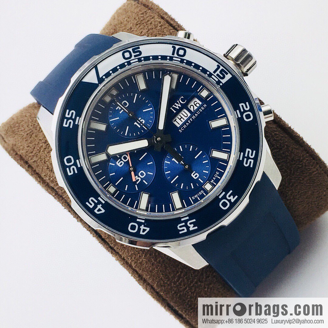 The IWC Ocean Chronograph series is a true diving and chronograph mechanical watch with the Asia-7750 movement